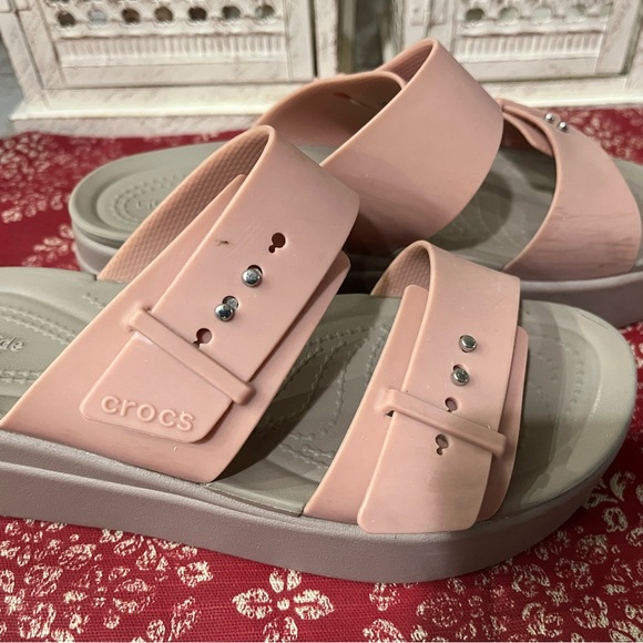 Crocs Women's Pink Sandals size 7 - Picture 7 of 7